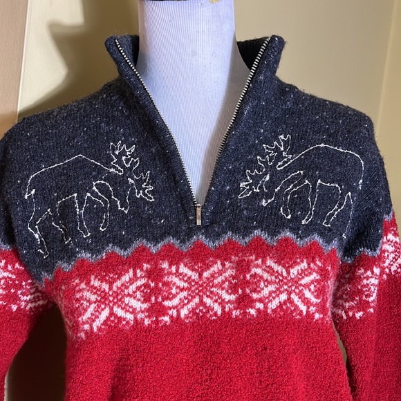 Vtg ‘90’s JONES NEW YORK Size Small  Wool Blend Ski-Sweater Moose Embroidered - Picture 4 of 16